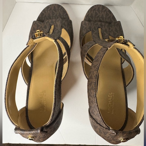 Michael Kors Damita Wedge Heels Size 9.5 - Picture 9 of 11